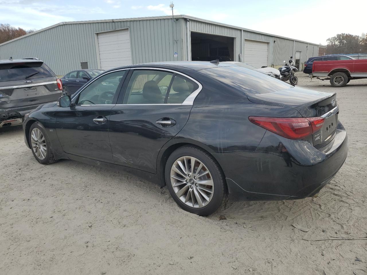 2018 Infiniti Q50 - Image 2