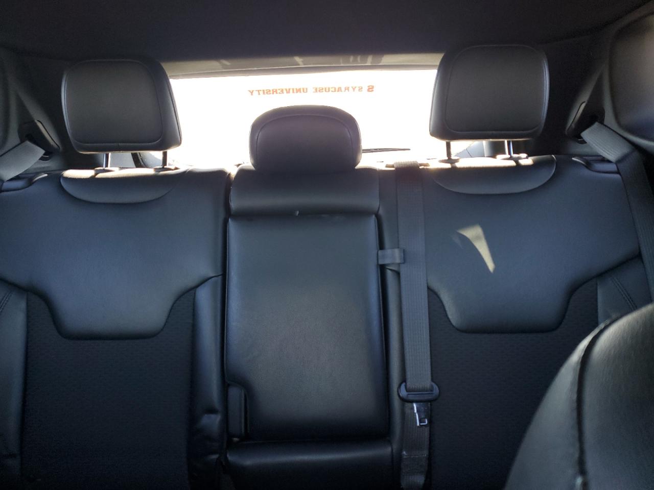 2022 Jeep Compass - Image 10