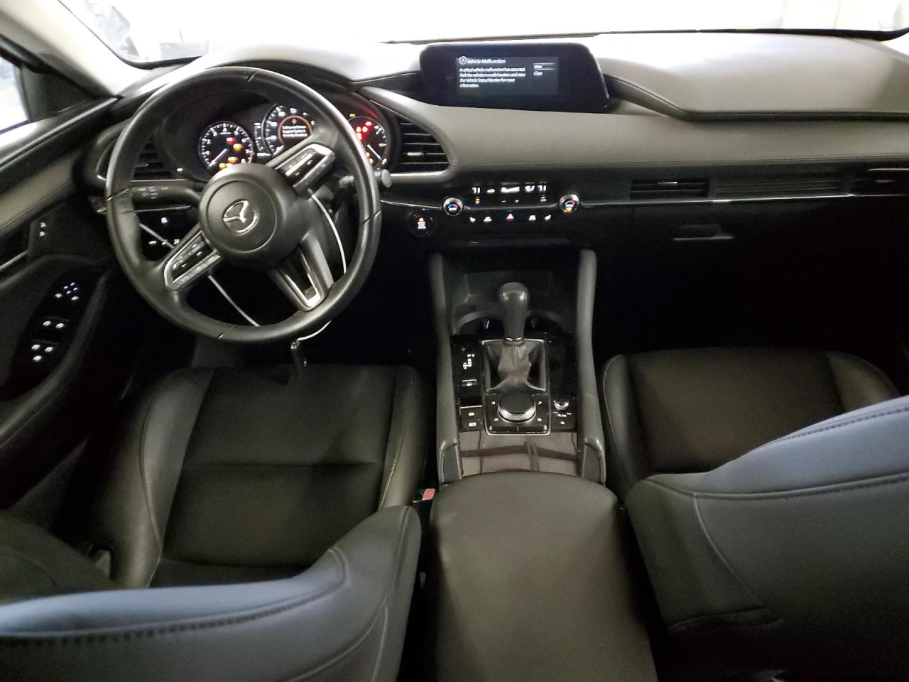 2021 Mazda 3 - Image 8