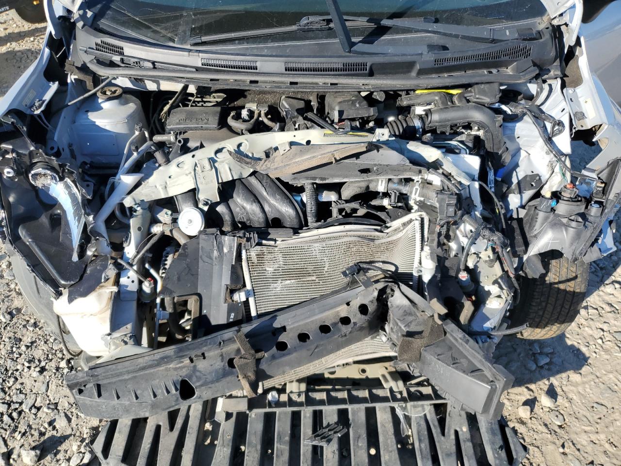 2019 Nissan Versa - Image 13
