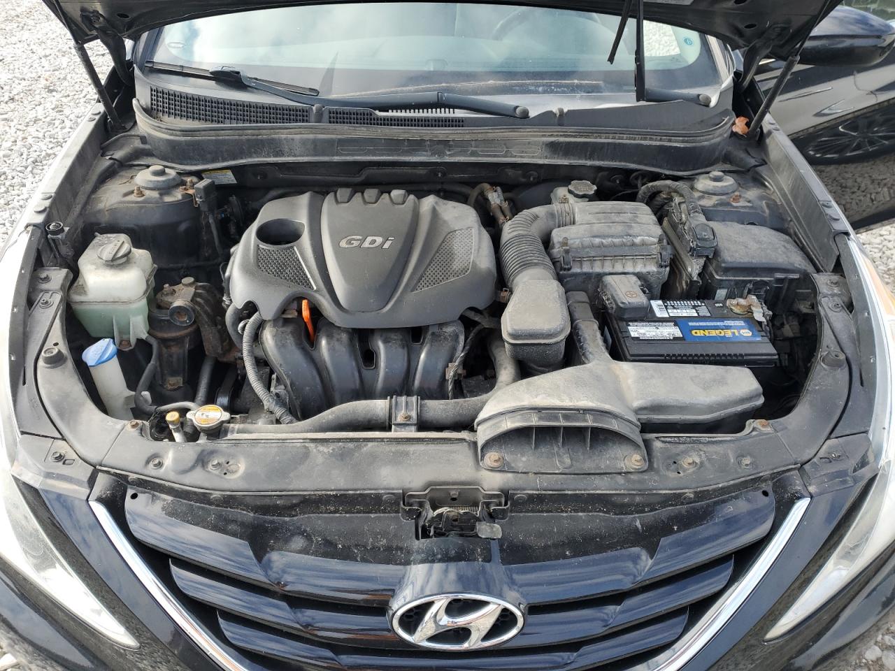 2012 Hyundai Sonata - Image 11