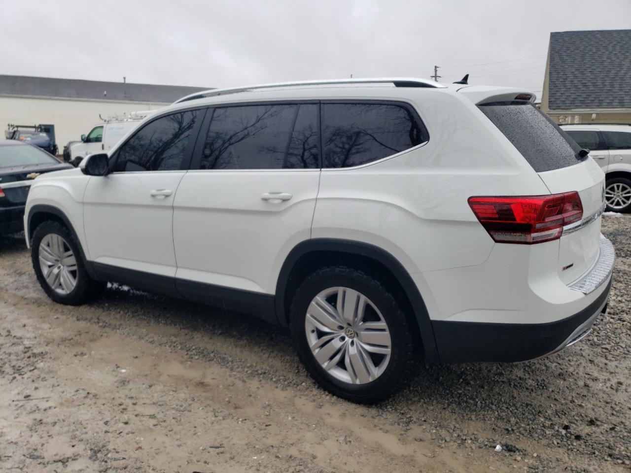 VIN 1V2UR2CA2KC536102 2019 VOLKSWAGEN ATLAS no.2