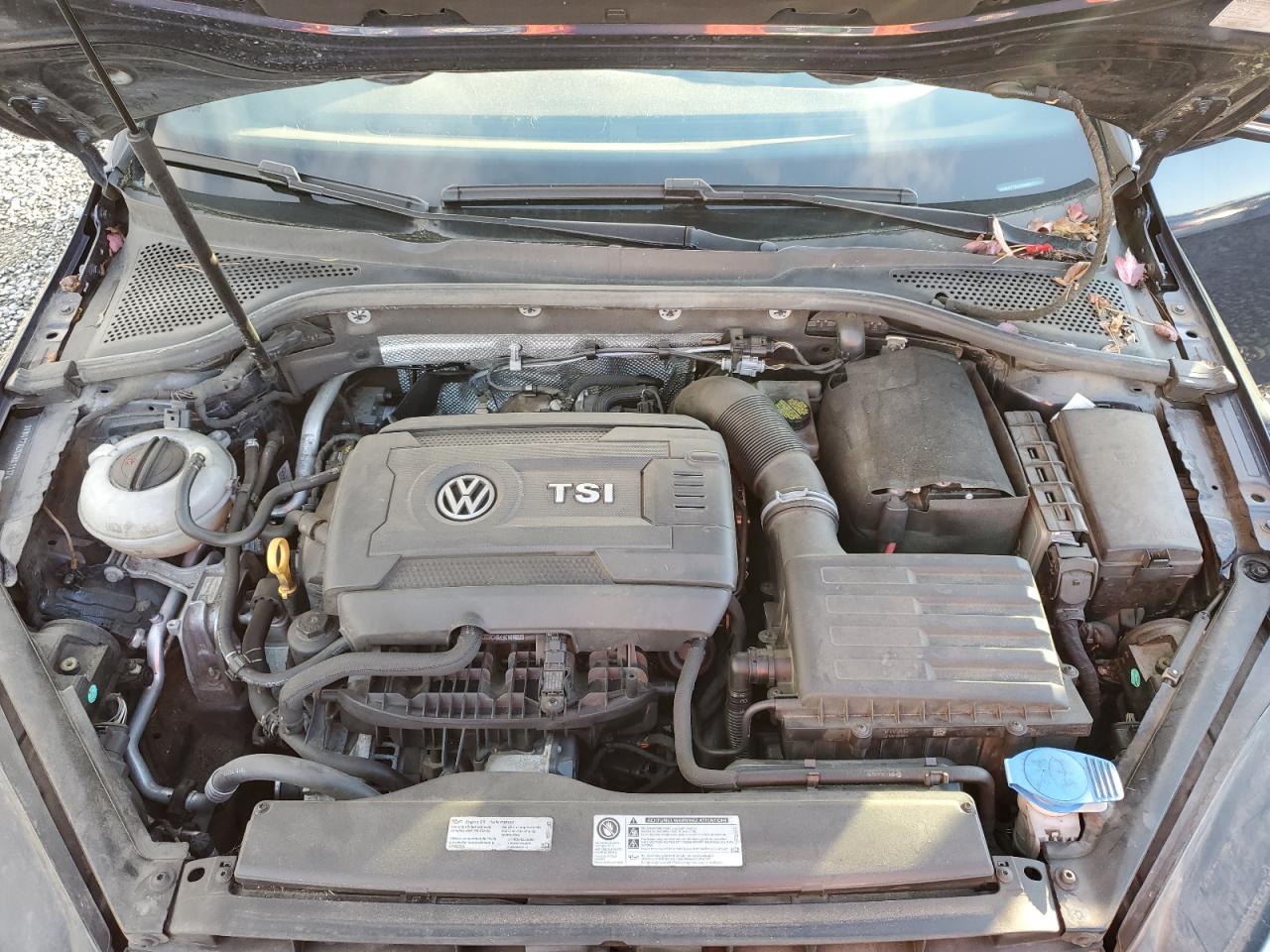 2016 Volkswagen GTI - Image 11