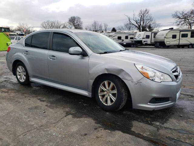  SUBARU LEGACY 2012 Srebrny