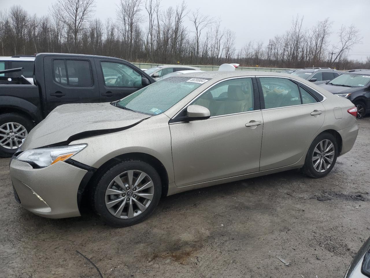 VIN 4T1BF1FK8HU323766 2017 TOYOTA CAMRY no.1