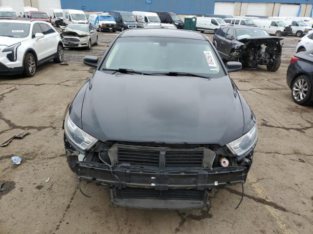  FORD TAURUS 2018 Czarny