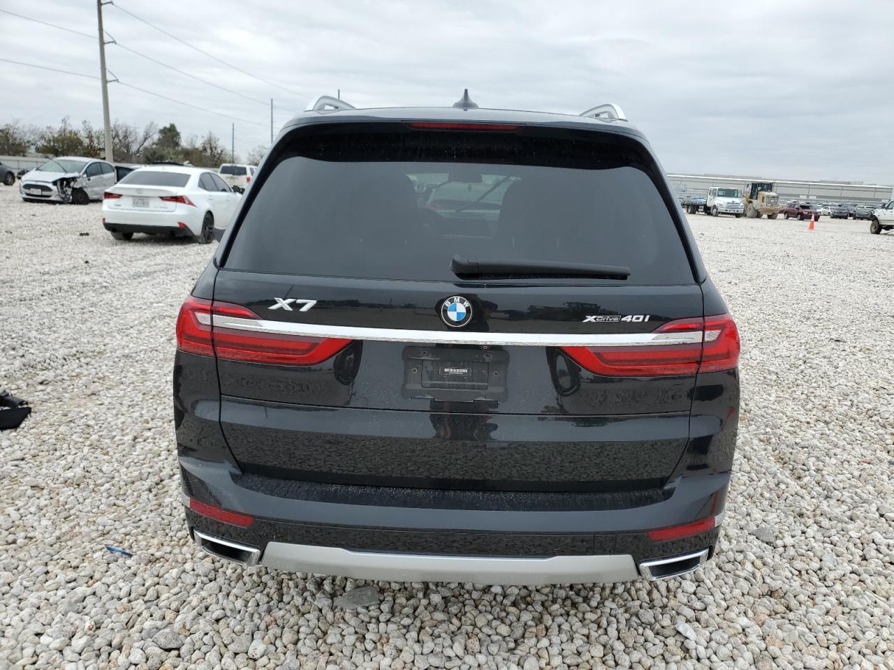 2021 BMW X7 - Image 6