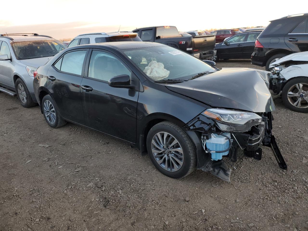 VIN 2T1BURHE6HC787068 2017 TOYOTA COROLLA no.4