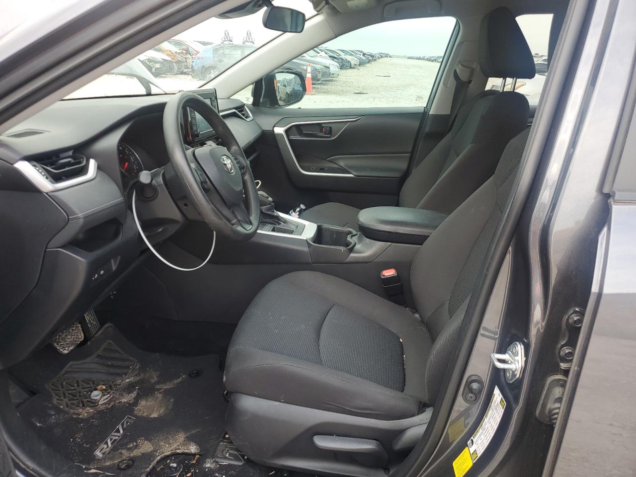 2022 Toyota RAV 4 - Image 7