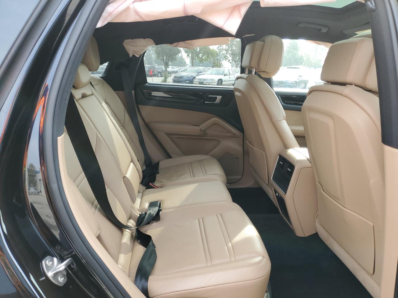 VIN WP1AA2AYXKDA09378 2019 PORSCHE CAYENNE no.11