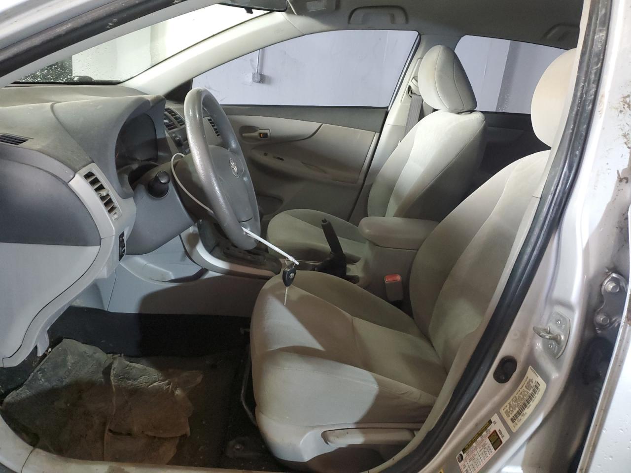 2009 Toyota Corolla - Image 7