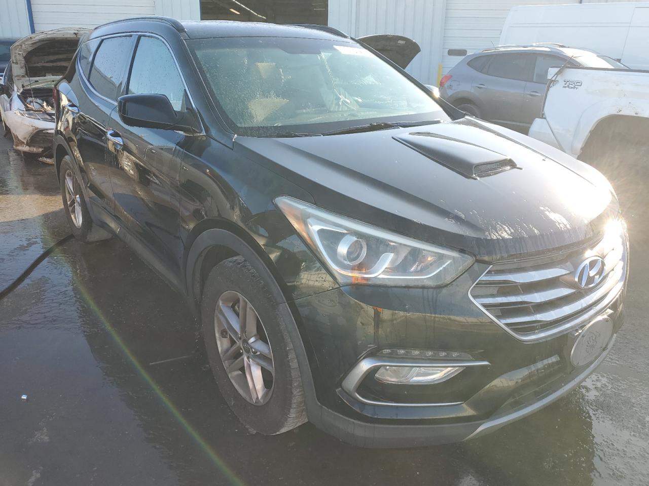 VIN 5XYZU3LB3HG380791 2017 HYUNDAI SANTA FE no.4