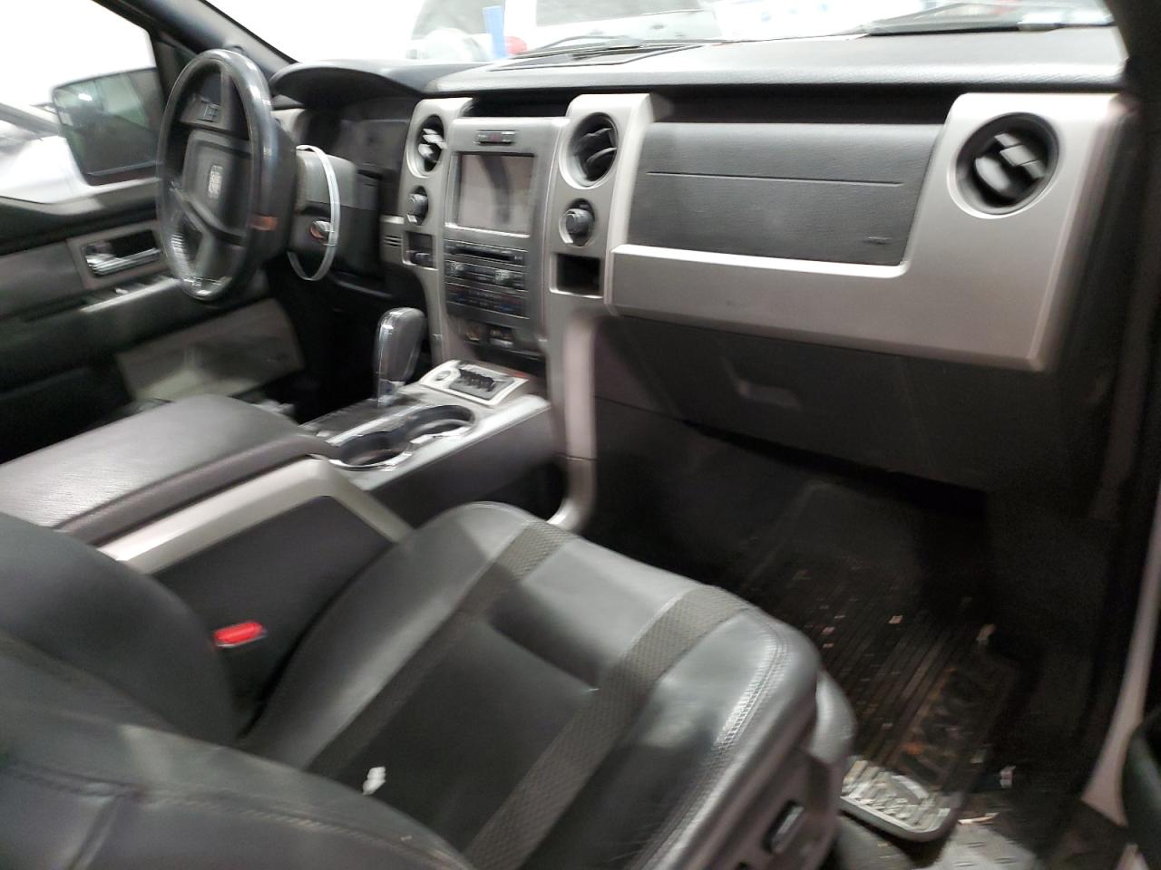 2011 Ford F-150 - Image 8