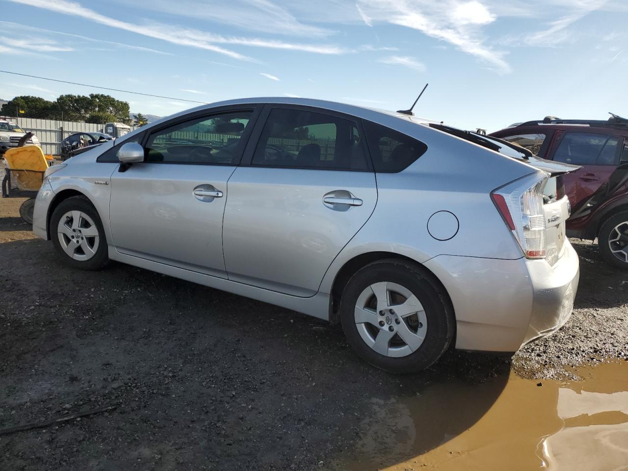 2010 Toyota Prius - Image 2