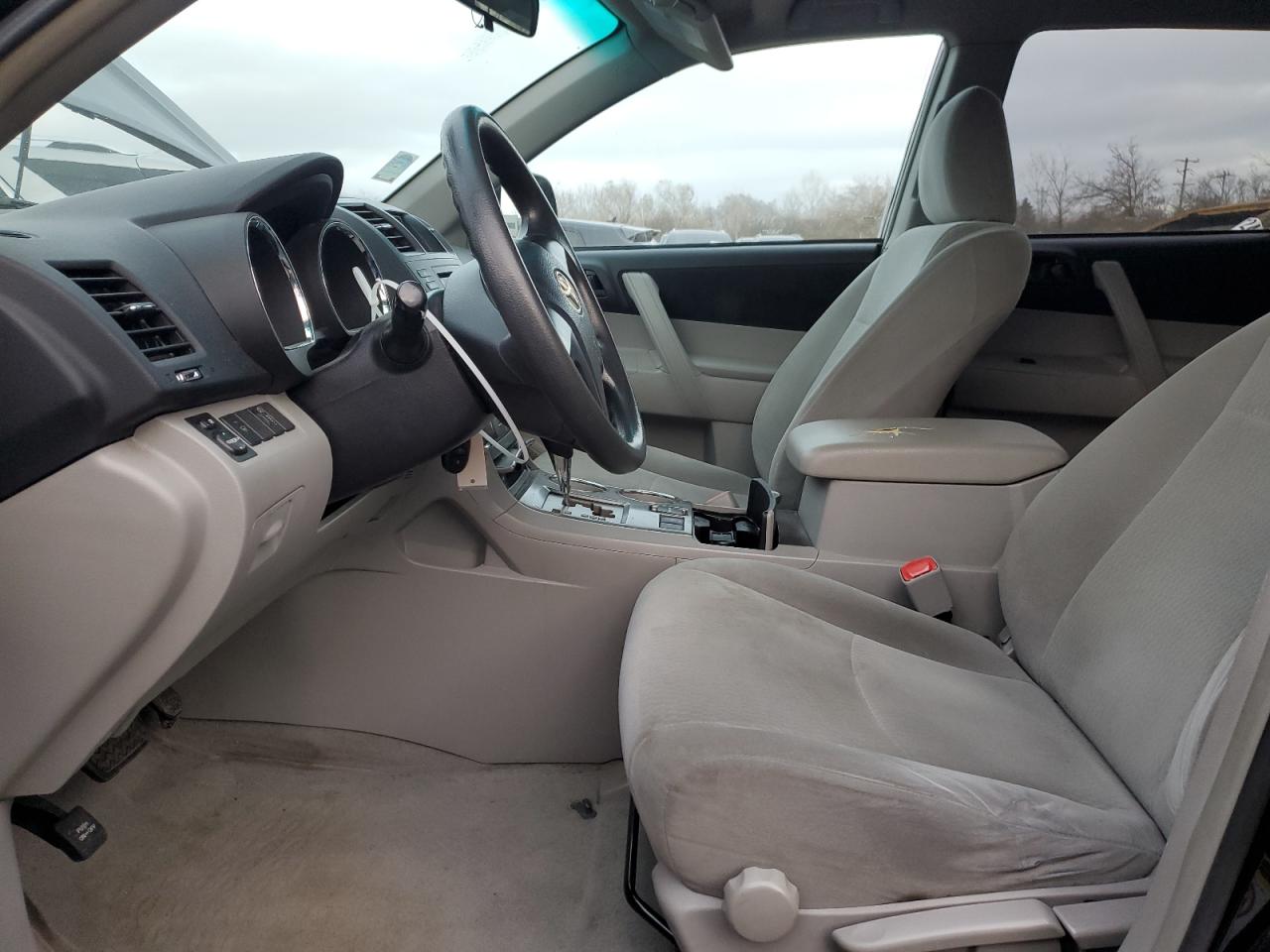 2010 Toyota Highlander - Image 7