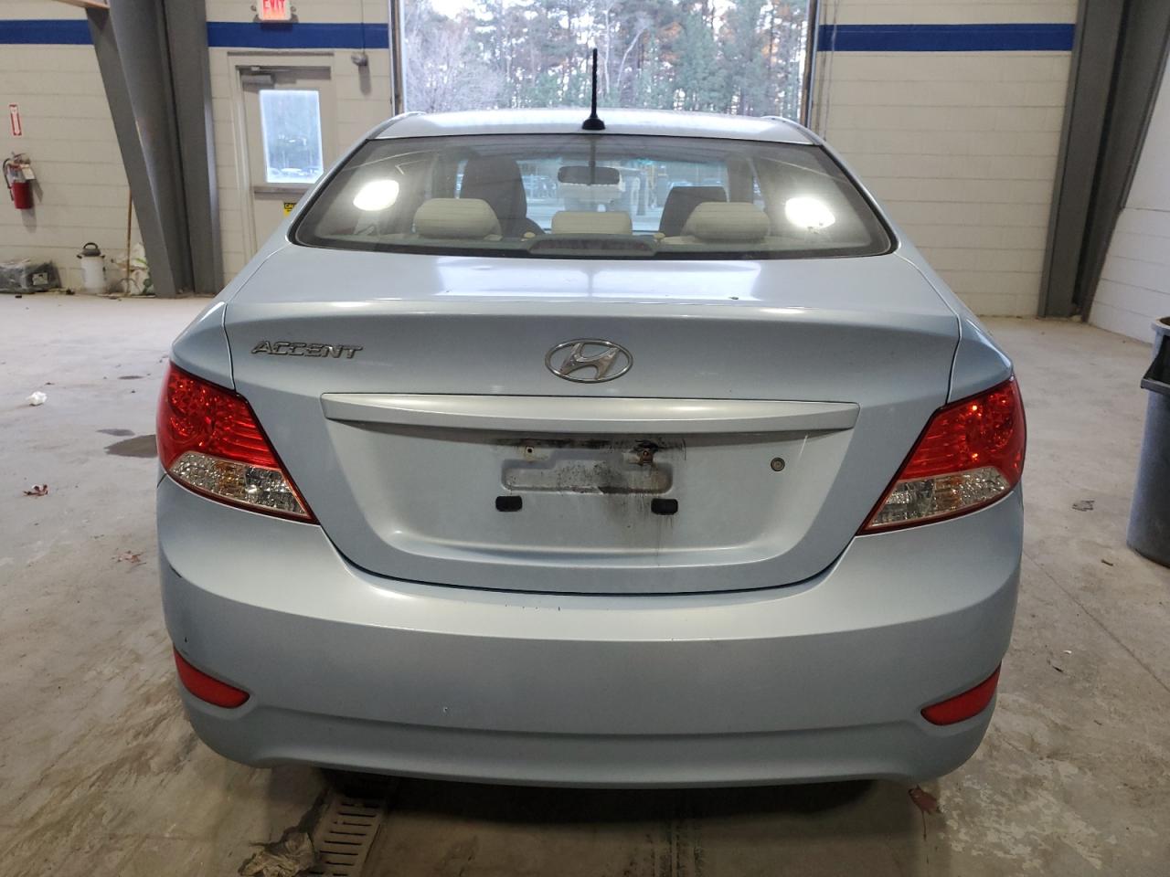 2013 Hyundai Accent - Image 6