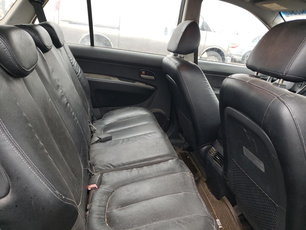 2009 Kia Rondo Base VIN: KNAFG528X97257285 Lot: 84504884