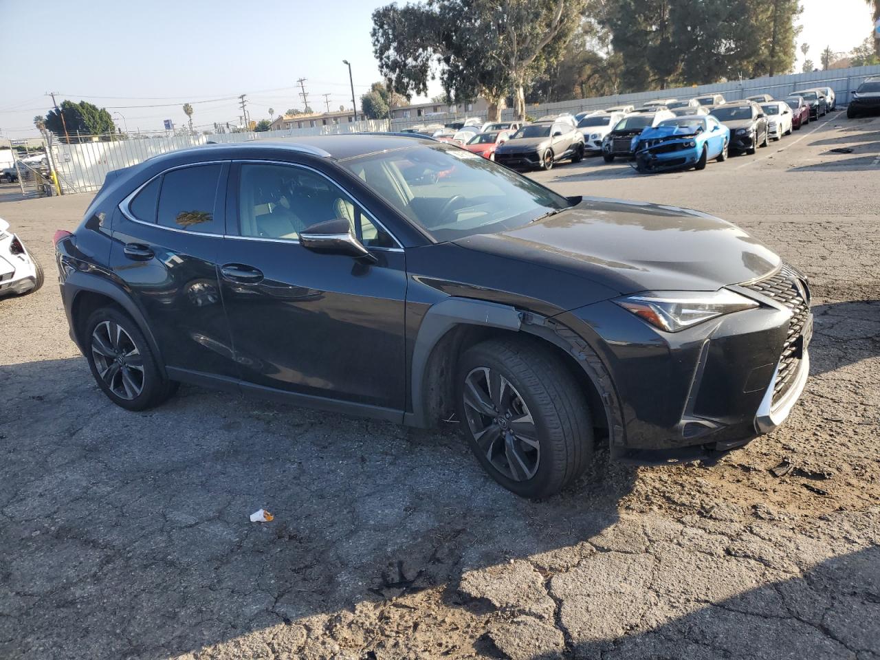 VIN JTHX3JBH3L2030146 2020 LEXUS UX 200 no.4