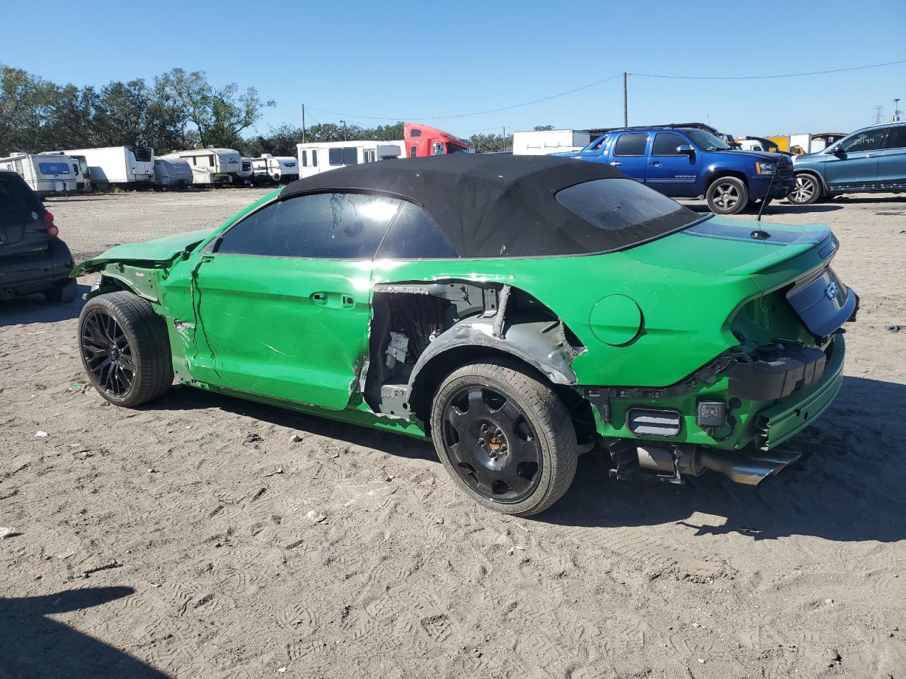 2019 Ford Mustang - Image 2