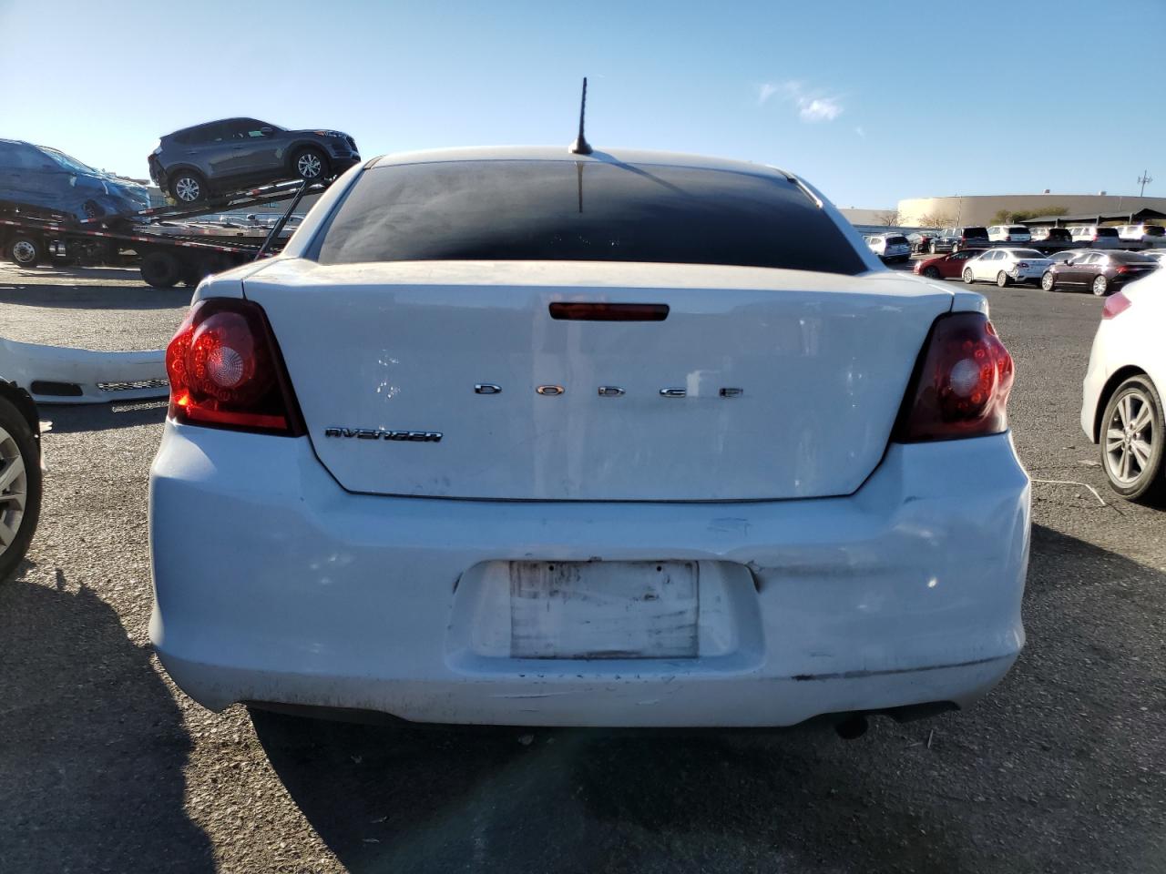 2014 Dodge Avenger - Image 6