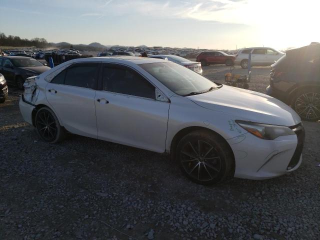  TOYOTA CAMRY 2016 Biały