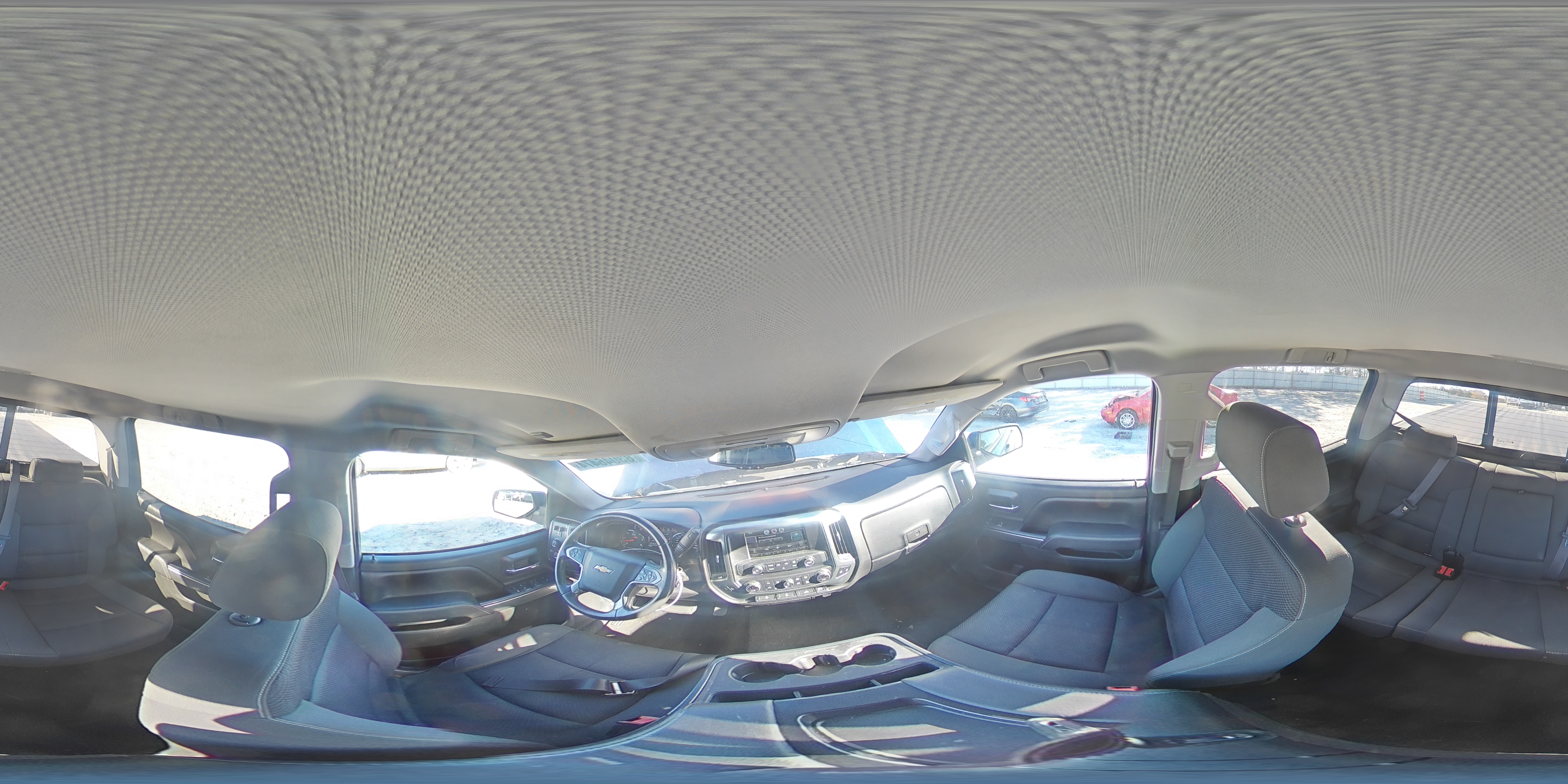 2015 Chevrolet Silverado - Image 13