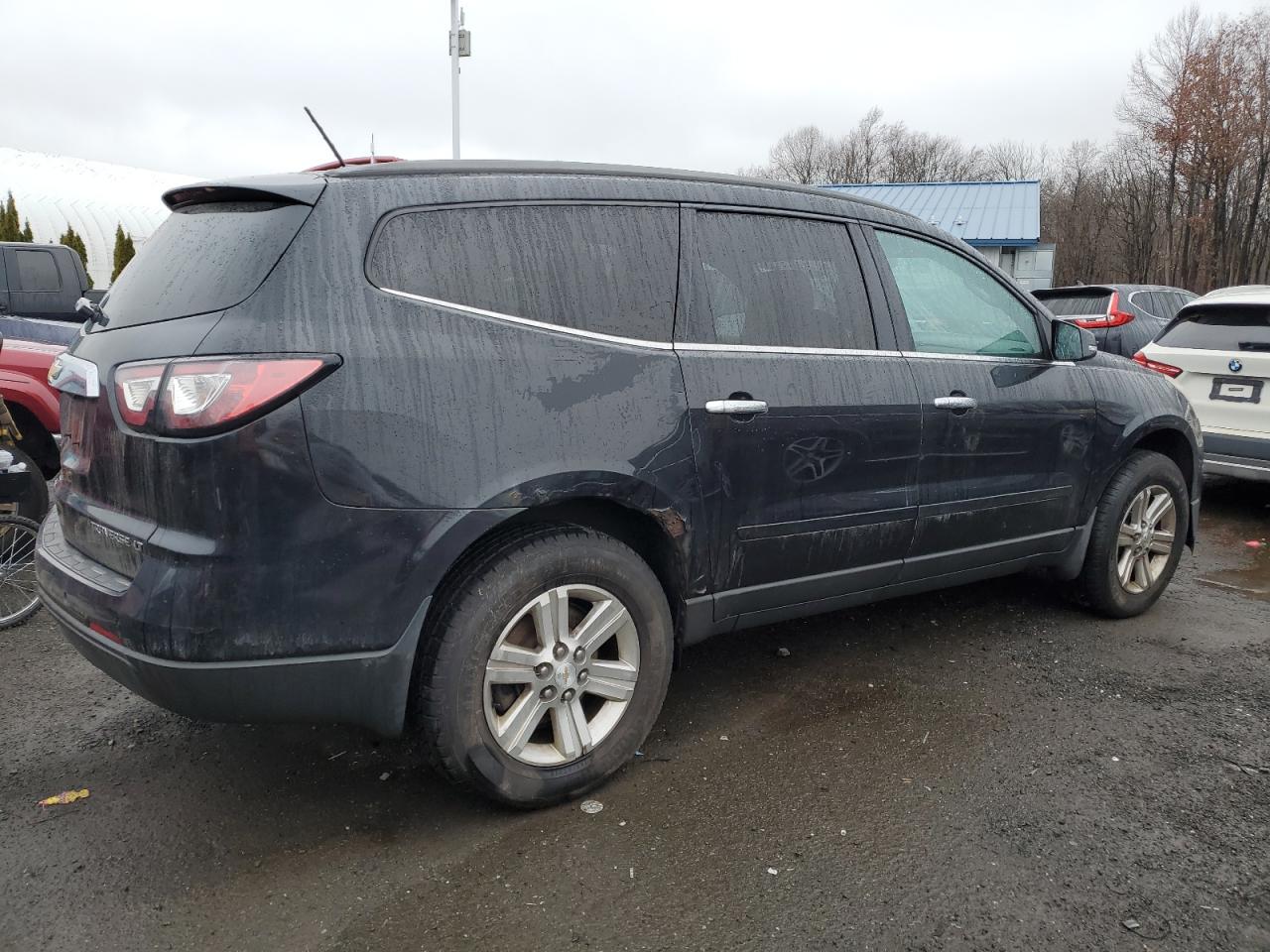 2013 Chevrolet Traverse - Image 3