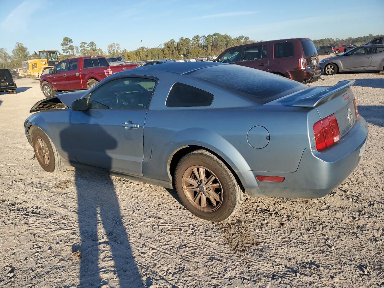 2006 Ford Mustang - Image 2
