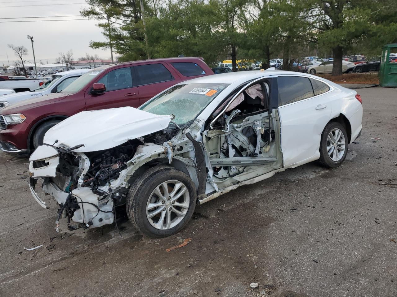 2018 Chevrolet Malibu Lt for Sale in Lexington, KY - All Over