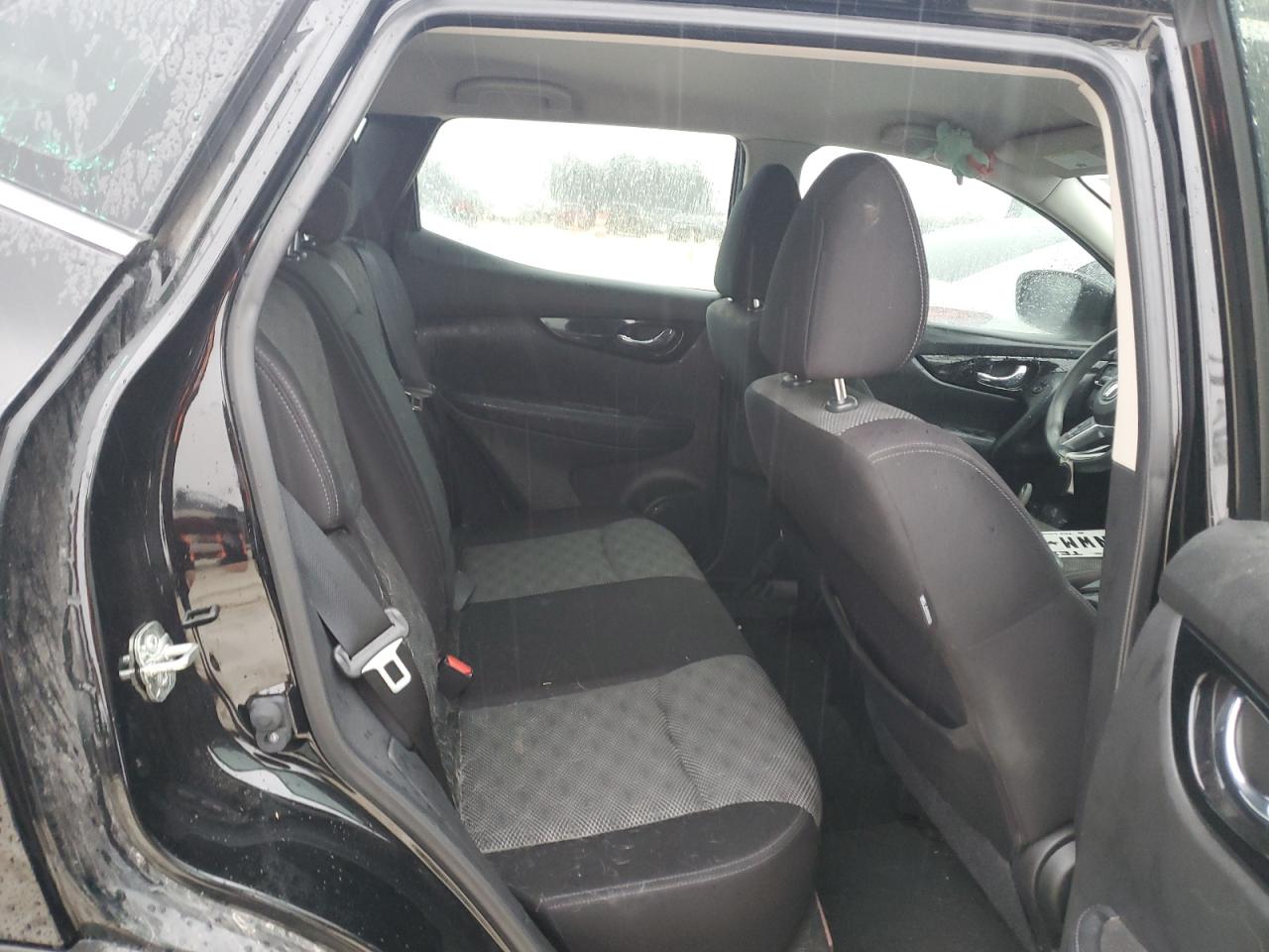 2020 Nissan Rogue - Image 11