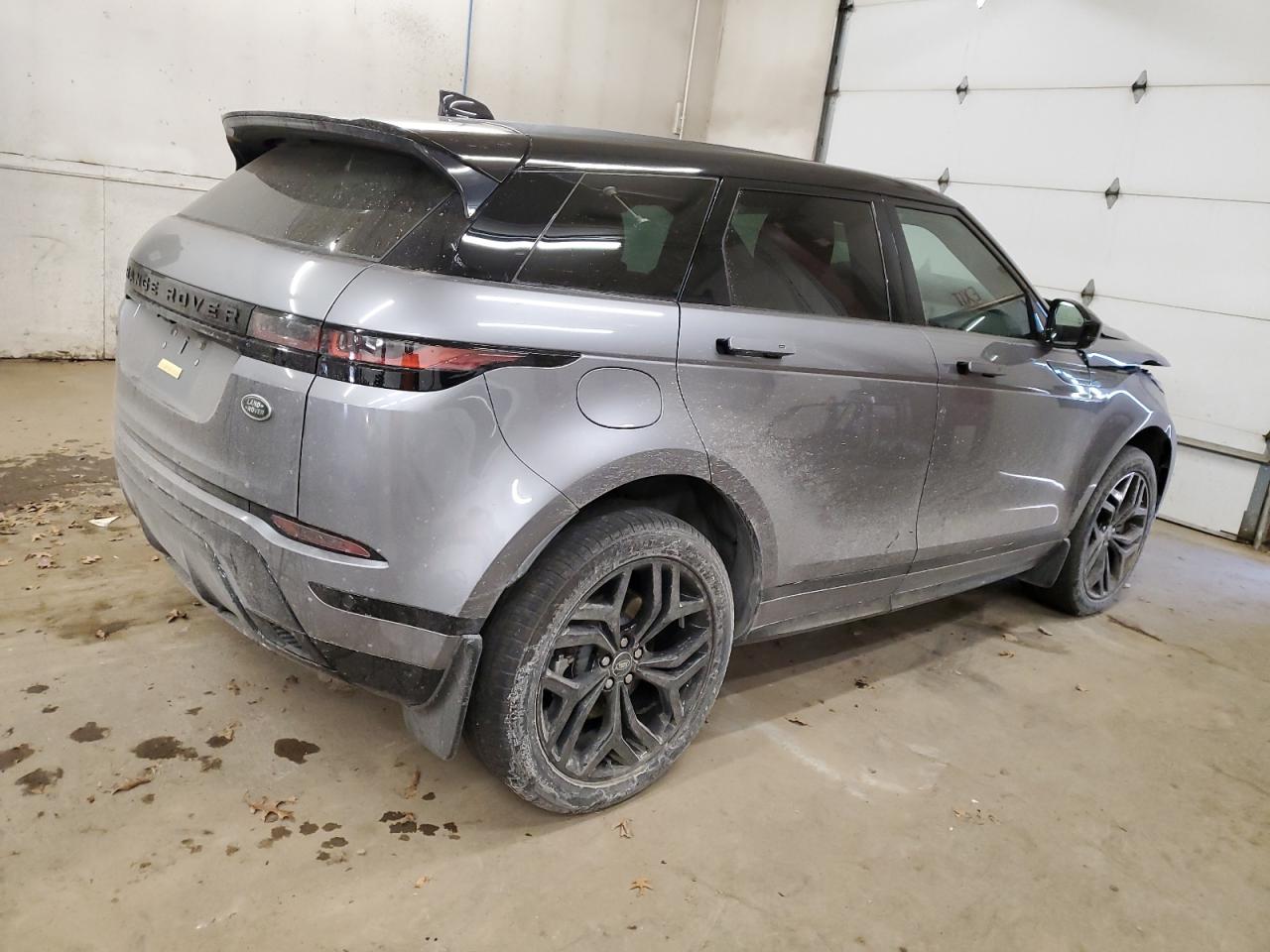 2023 Land Rover Range Rover - Image 3