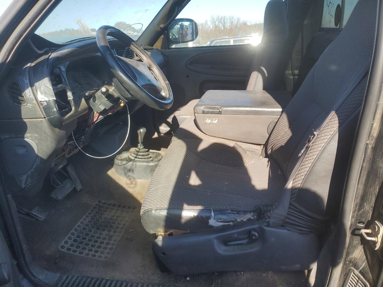 1998 Dodge RAM - Image 7