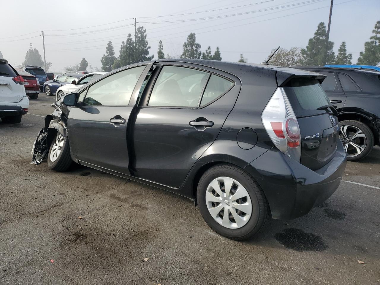 VIN JTDKDTB31D1548546 2013 TOYOTA PRIUS no.2