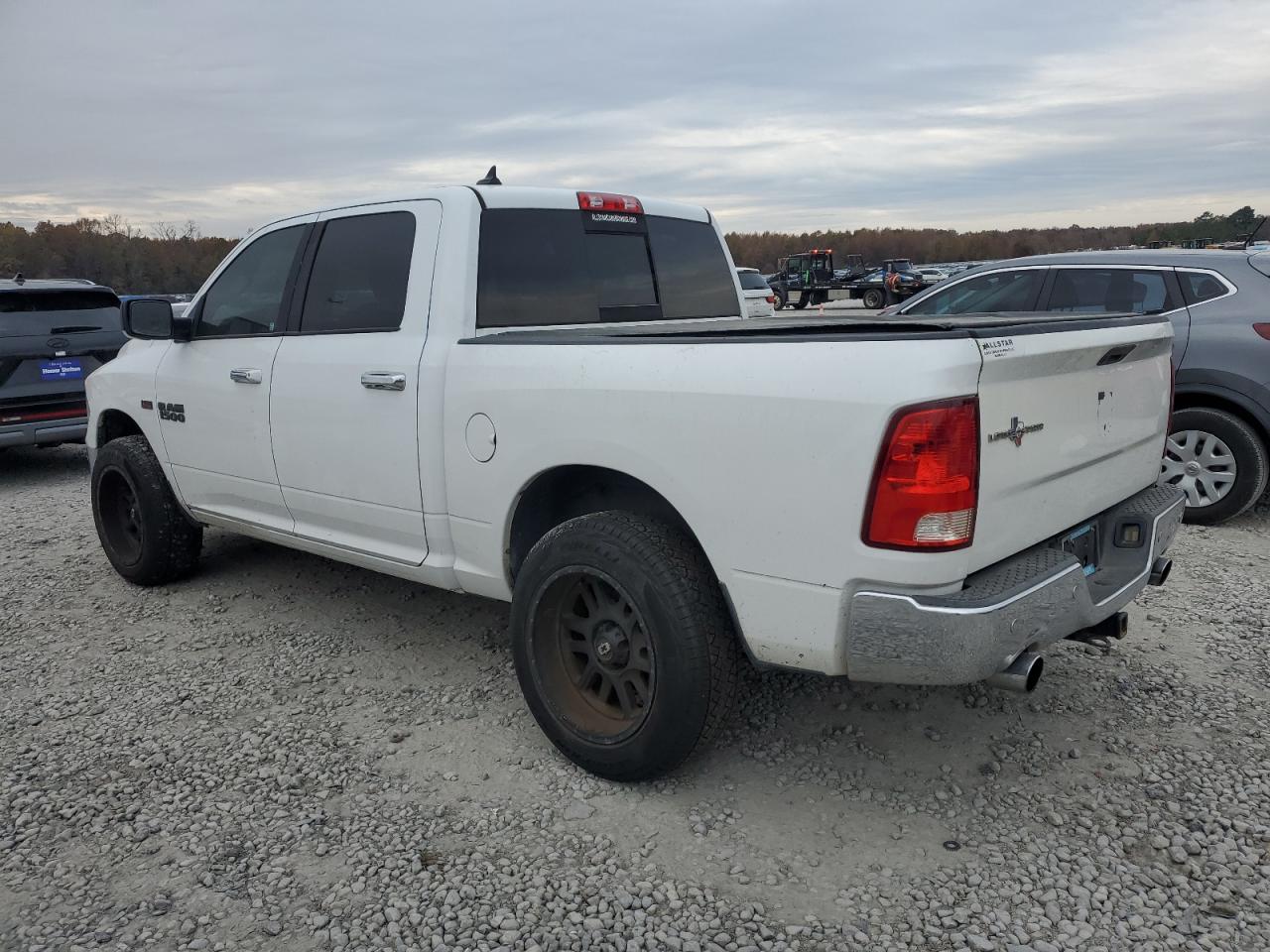 VIN 1C6RR6LT2FS581723 2015 RAM 1500 no.2