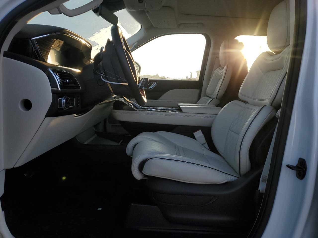 2021 Lincoln Navigator L Black Label VIN: 5LMJJ3TT1MEL15609 Lot: 86342914