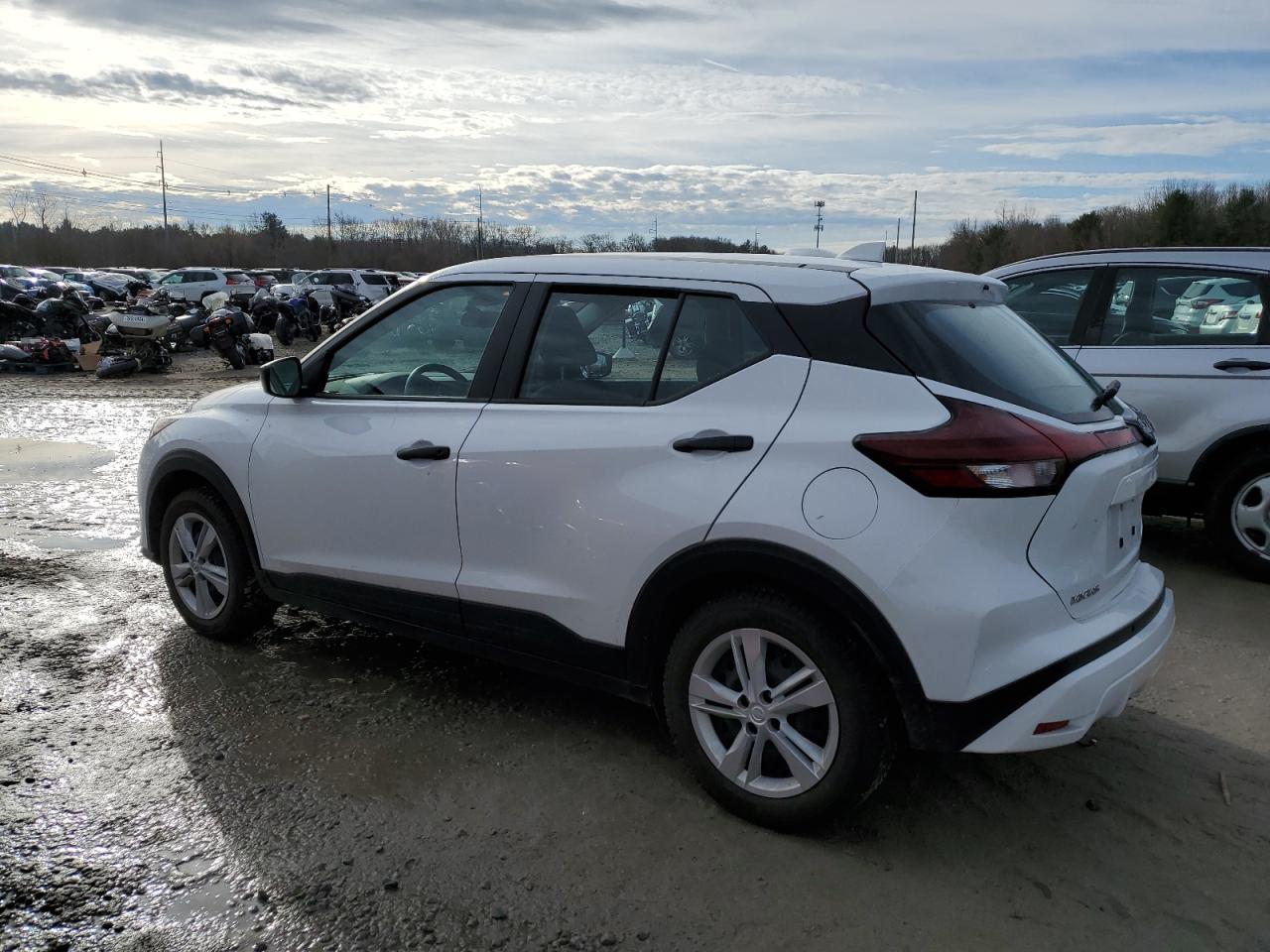 VIN 3N1CP5BV6PL533615 2023 NISSAN KICKS no.2