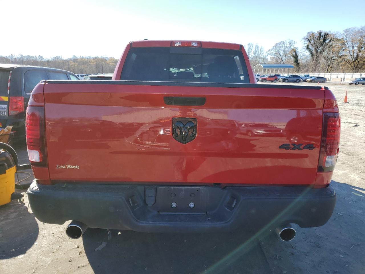 2019 RAM 1500 - Image 6