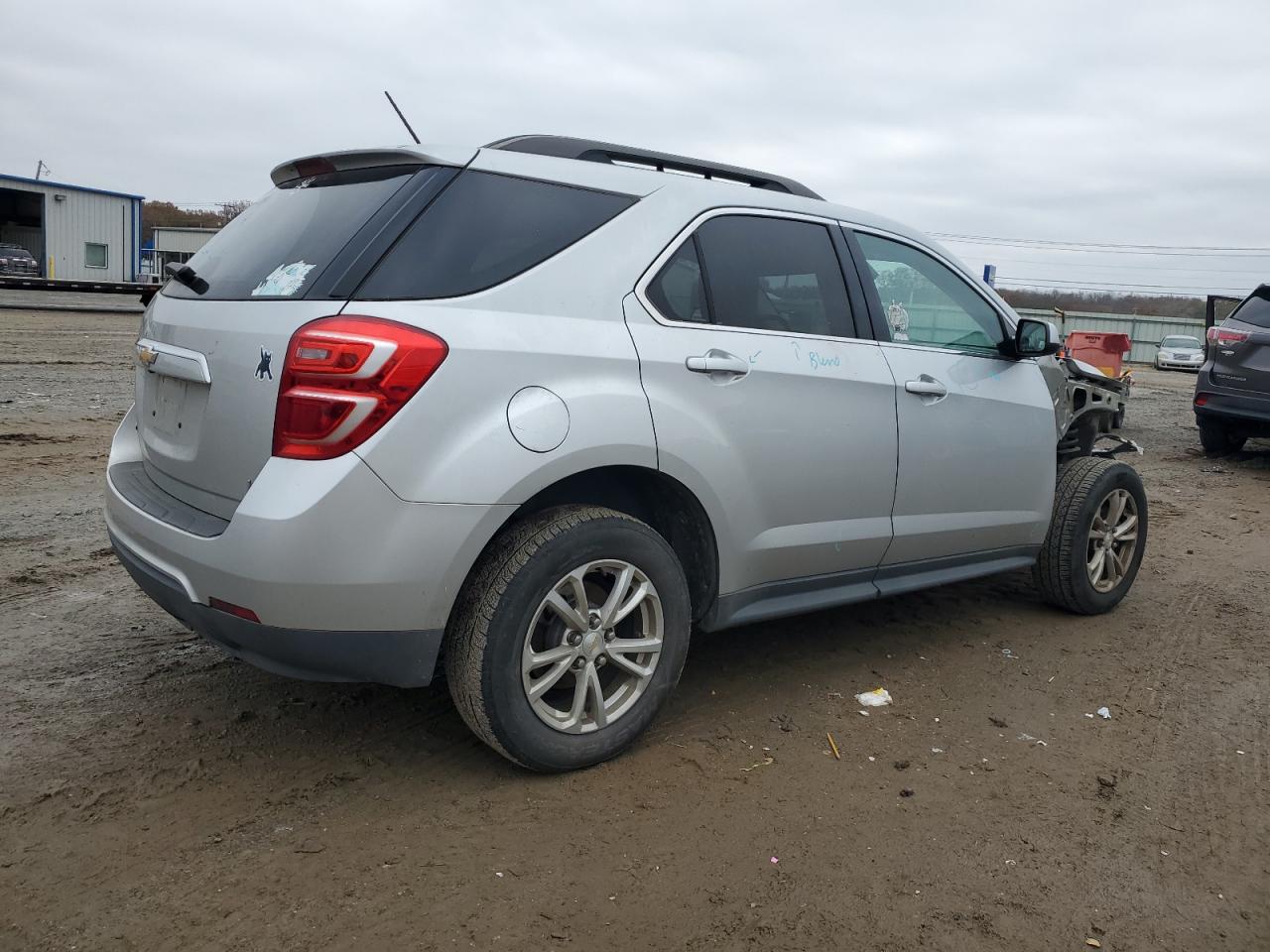 2017 Chevrolet Equinox - Image 3