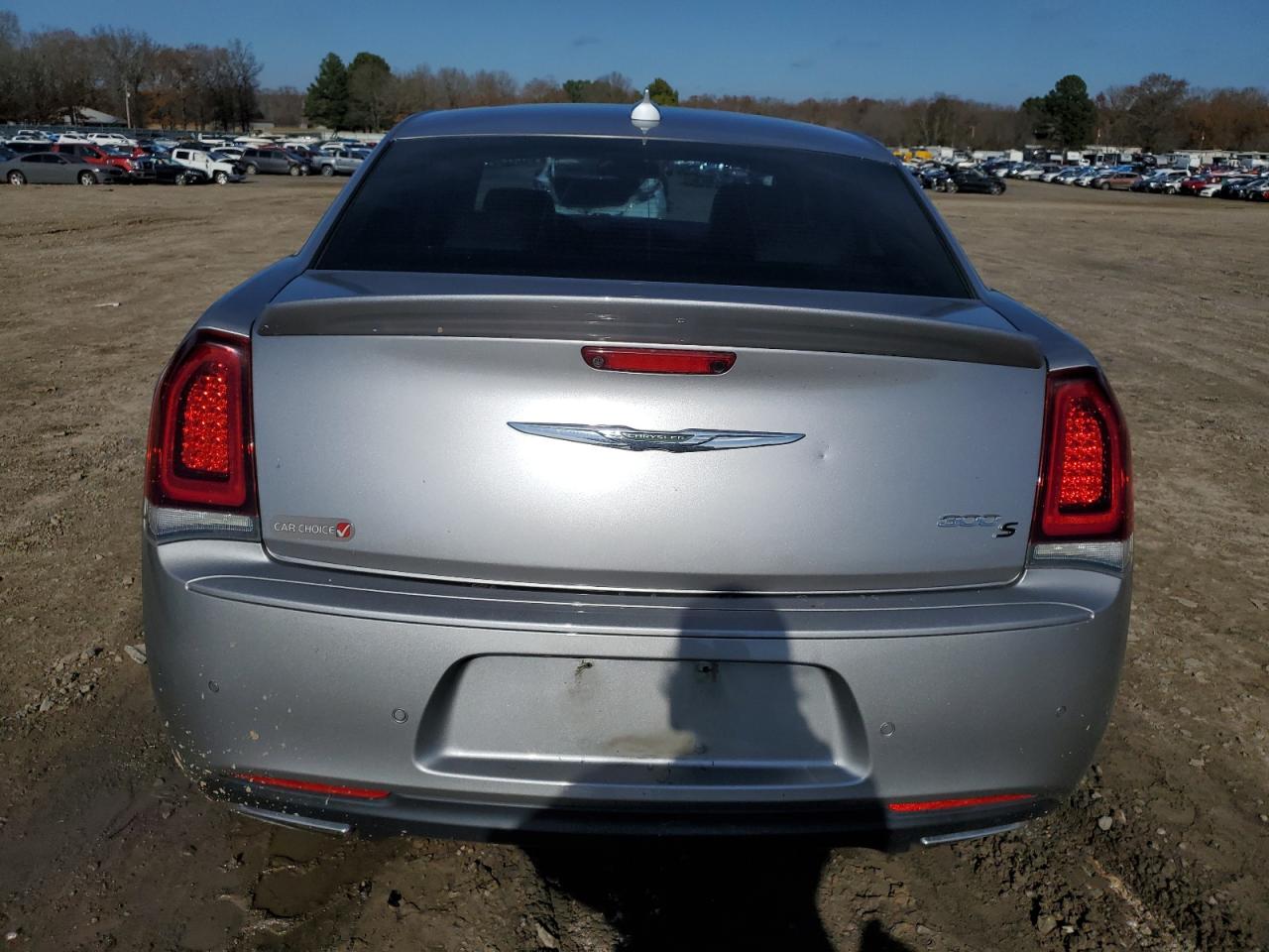 2018 Chrysler 300 - Image 6