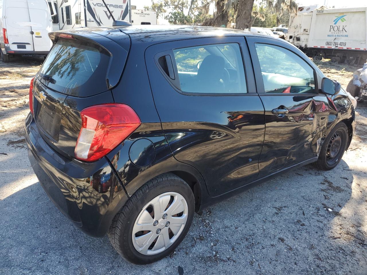 VIN KL8CB6SA1MC701451 2021 CHEVROLET SPARK no.3