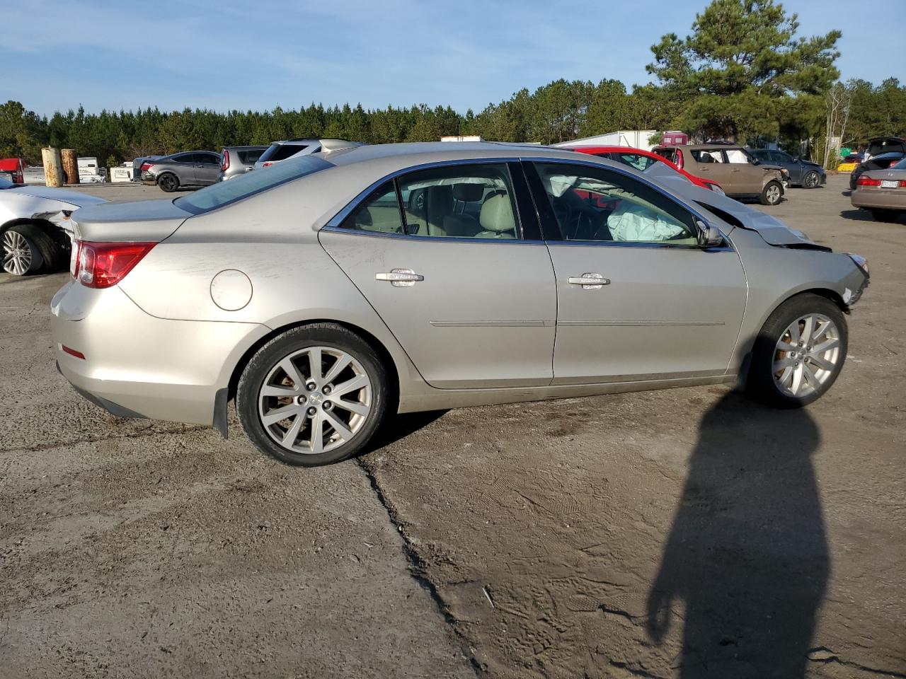 VIN 1G11D5SL7FF215645 2015 CHEVROLET MALIBU no.3