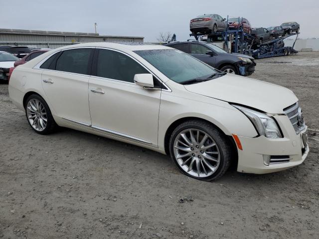  CADILLAC XTS 2013 Белы