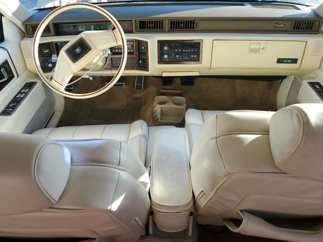 1987 Cadillac Deville VIN: 1G6CD5186H4326203 Lot: 84849324