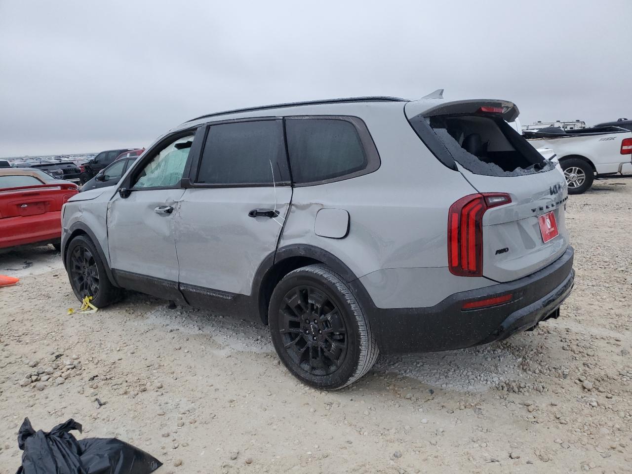2022 Kia Telluride - Image 2