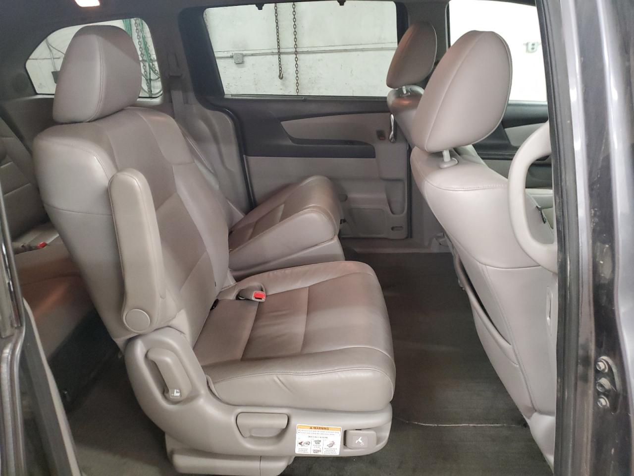 2014 Honda Odyssey - Image 11