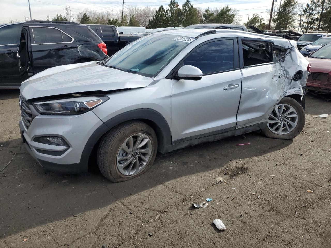 2016 HYUNDAI TUCSON