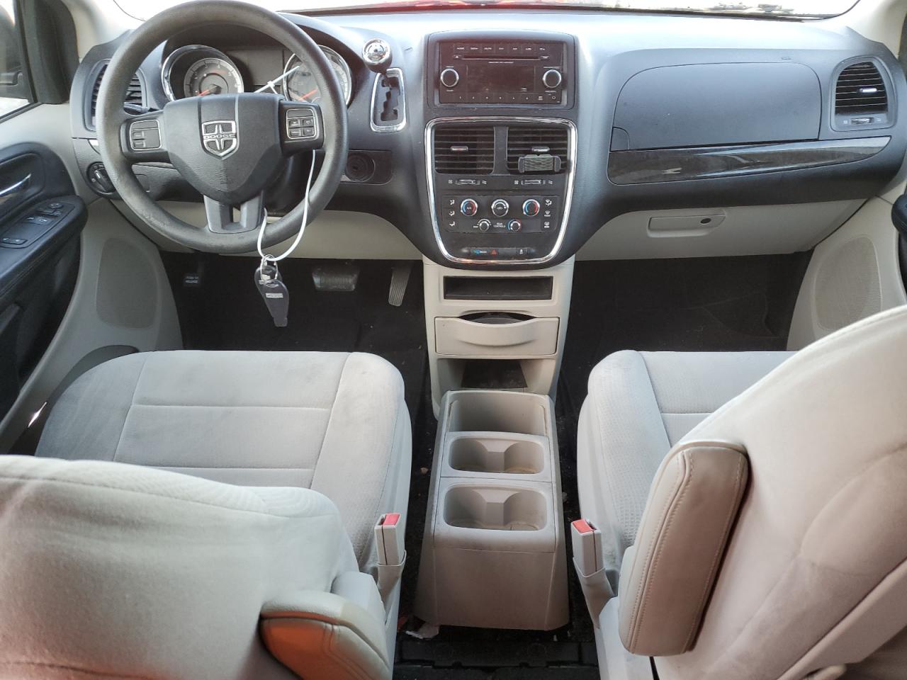 2013 Dodge Caravan - Image 8