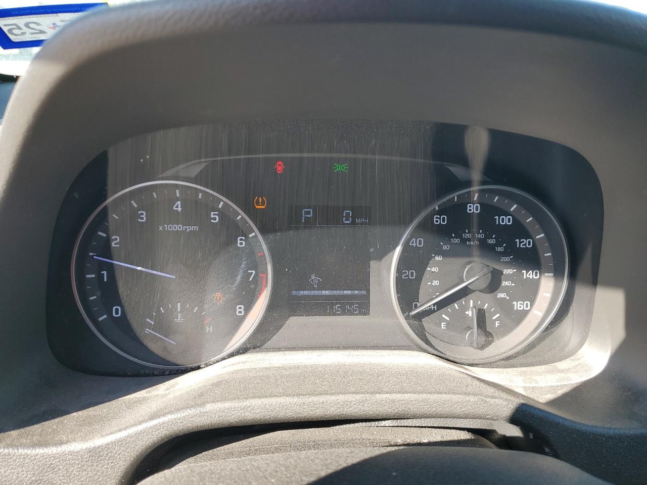 2017 Hyundai Elantra - Image 9