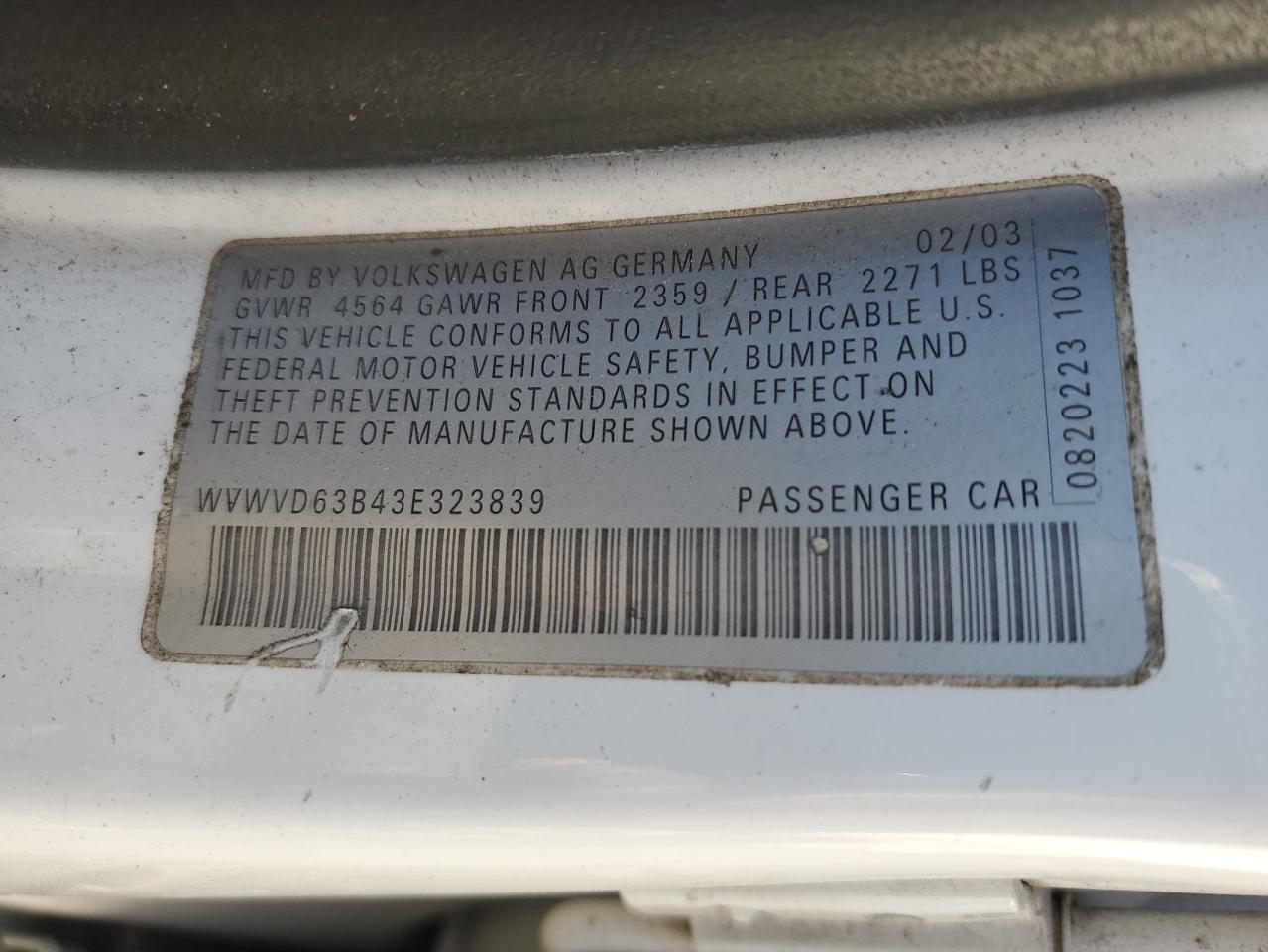 2003 Volkswagen Passat - Image 12