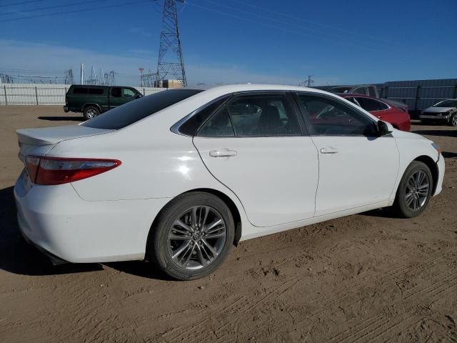  TOYOTA CAMRY 2016 Biały